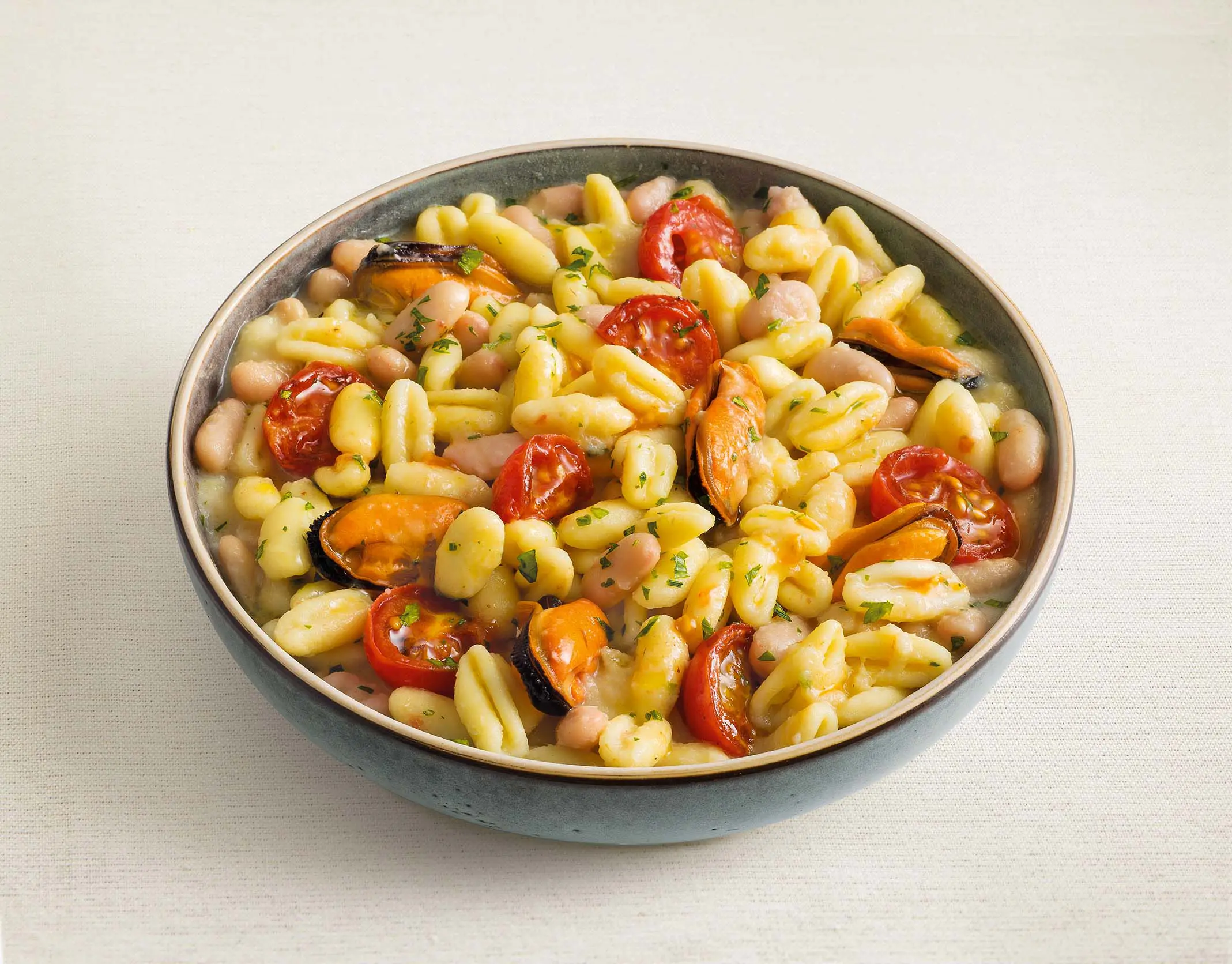 Cavatelli with beans and mussels