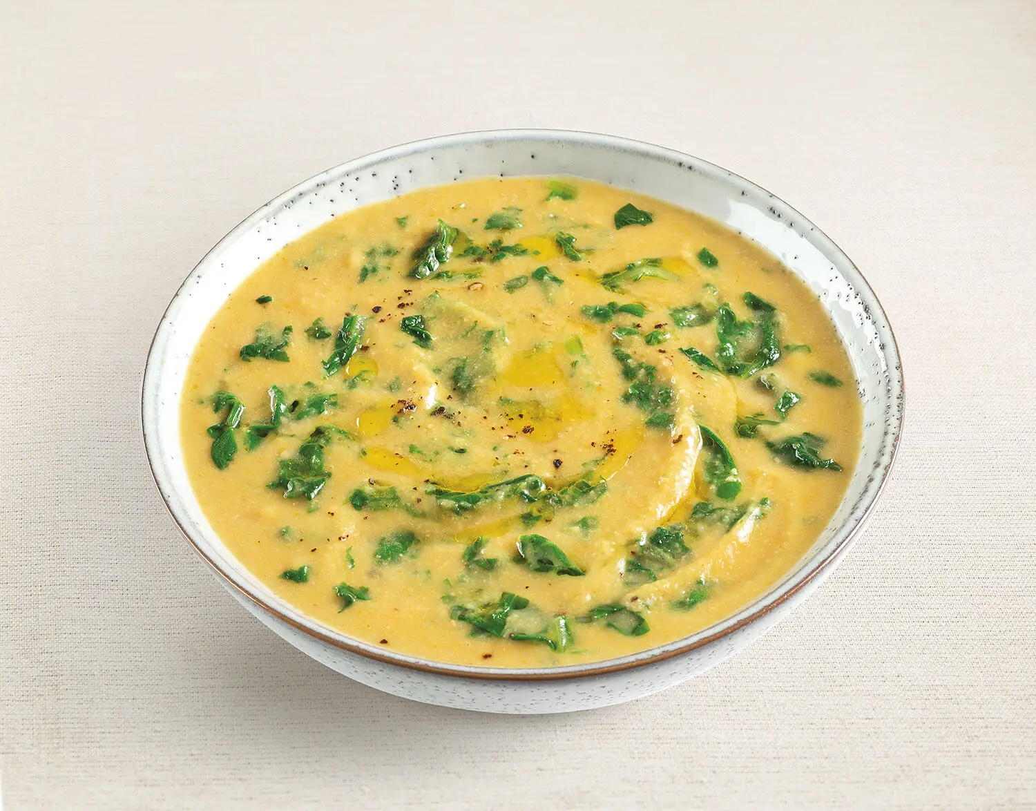 Chickpea cream with leafy chards