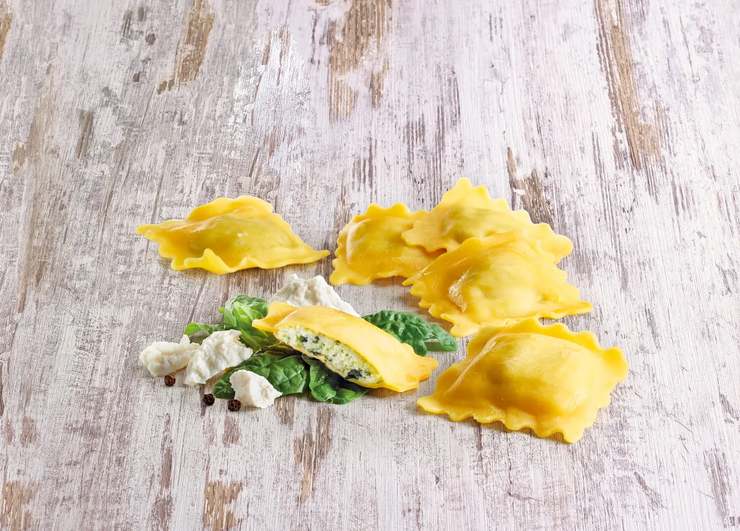 Ravioloni with ricotta cheese and spinach